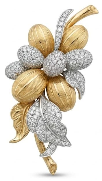 Le Grain de Café Brooch